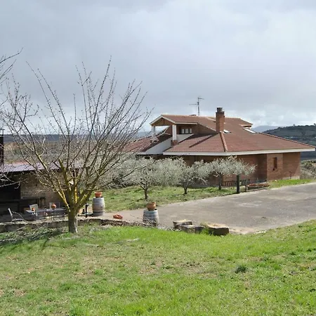 Casa Pichon Etxea Farm stay La puebla de Labarca