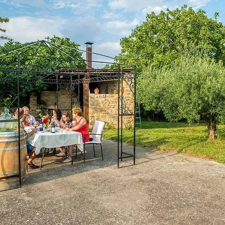 Casa Pichon Etxea Farm stay