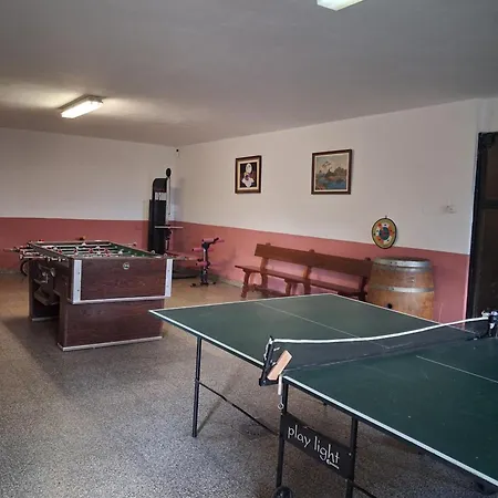 Casa Pichon Etxea Con Degustacion Vinos Muro Farmház