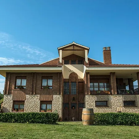 Casa Pichon Etxea Con Degustacion Vinos Muro Farmház *