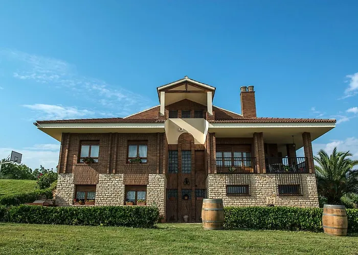 Casa Pichon Etxea Фермерский дом *